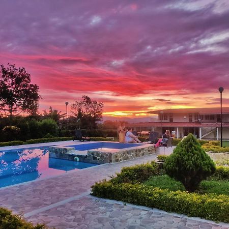 Finca Hotel Heron Кімбая Екстер'єр фото